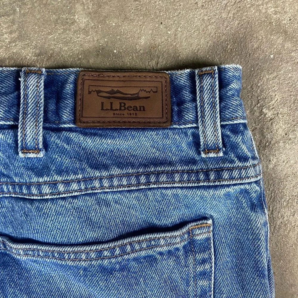 Vintage L.L.Bean Jeans Size 37x29 Blue‎ Denim Medium Wash Straight Classic Fit